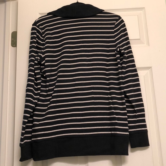 Banana Republic Sweater - Picture 2 of 3